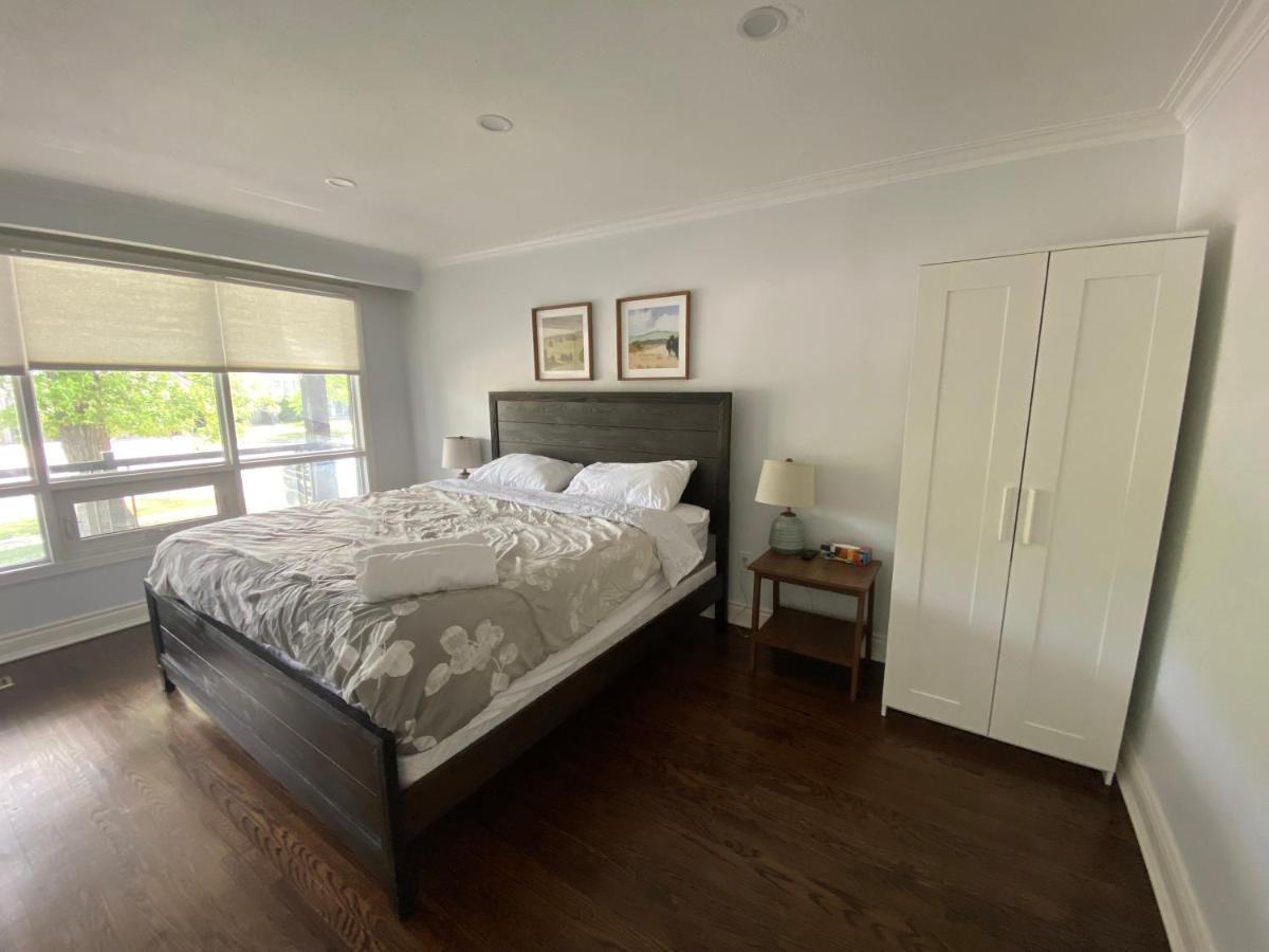 Yonge And Finch Subway !L Spacious & Bright Private Bedroom With Shared Amenties Toronto Buitenkant foto